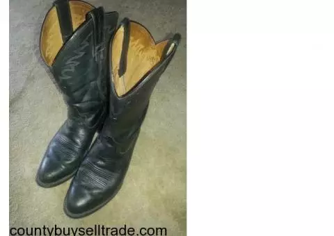 Ariat Black Boots Size 10.5 Men - Excellent condition