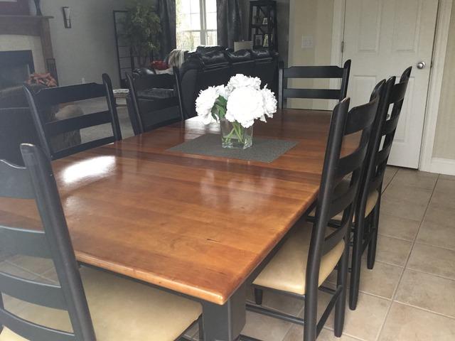 Arhaus Dining Table Chairs In Willoughby Lake County Ohio